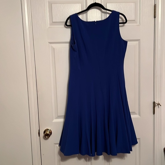 CALVIN KLEIN FULLY LINED DRESS SIZE 12 POLYESTER, RAYON, SPANDEX, DRY CLEAN ONLY - Picture 3 of 5